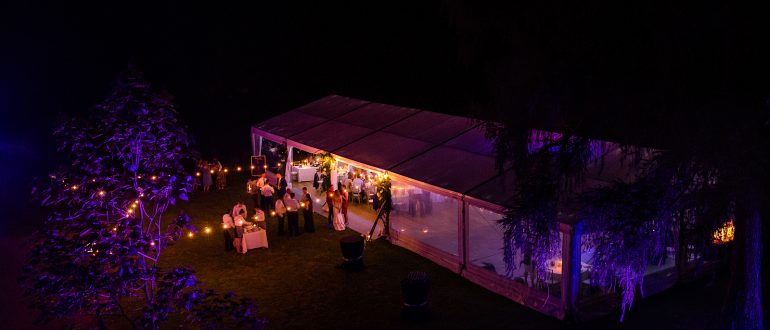 Dining Under The Stars: How To Elevate F&B Events With Tents
