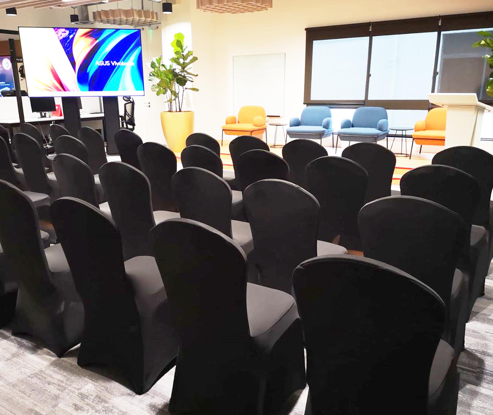 cushion chair (1st photo)